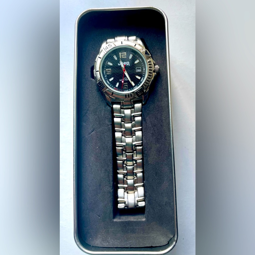 JEEP Stainless Steel Men’s Watch w/ Tin